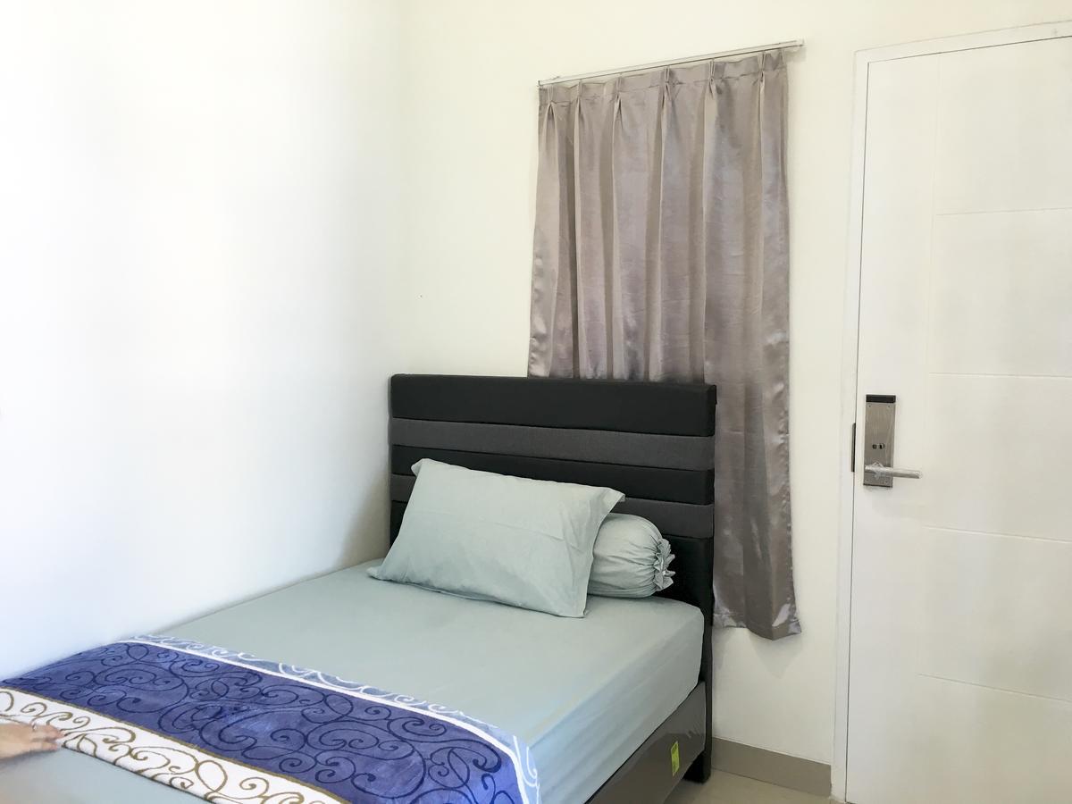Grand Mulia Guest House Balikpapan  Exteriör bild