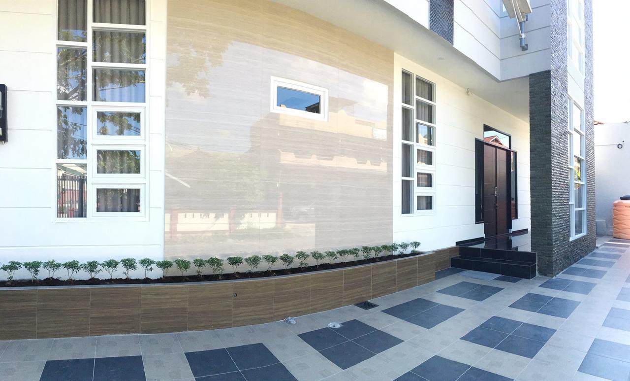 Grand Mulia Guest House Balikpapan  Exteriör bild